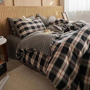 EAVD Vintage Black Gingham Comforter Set Queen Soft 100% Muslin Cotton Red Green Grid Checkered Plaid Bedding Set with 2 Pillowcases Farmhouse Reversible Black Plaid Comforter Set for All-Season