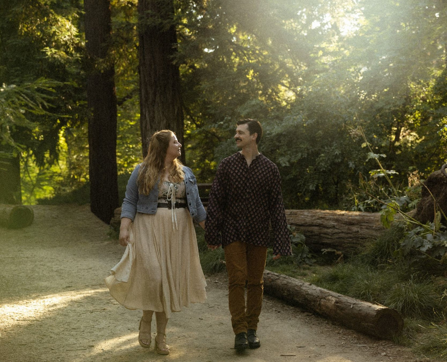 The Wedding Website of Veronica Jacobs-Edmondson and William Savoie