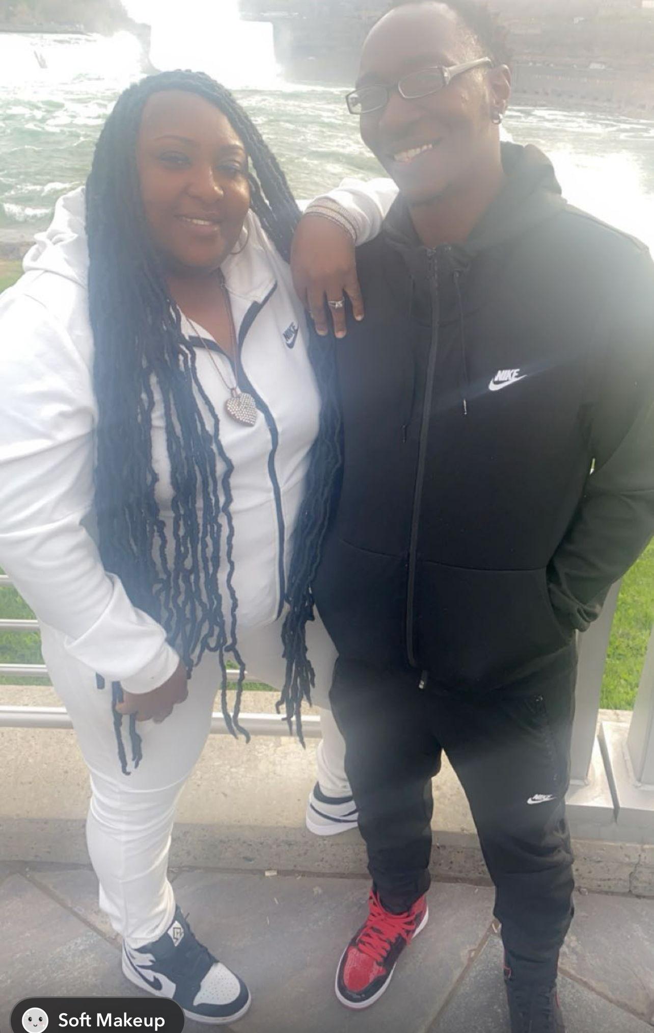 The Wedding Website of Alquitta Wells and Dezachery Walker