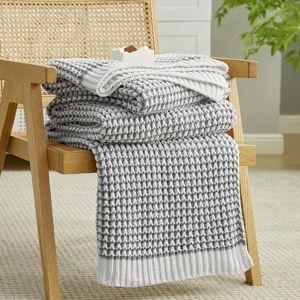 Amélie Home Ultra Cozy Pineapple Knit Chenille Throw Blanket for Couch, Soft Texture Decorative Aesthetic for Sofa, Chair&Bedroom, 50"x60", Grey&Ivory