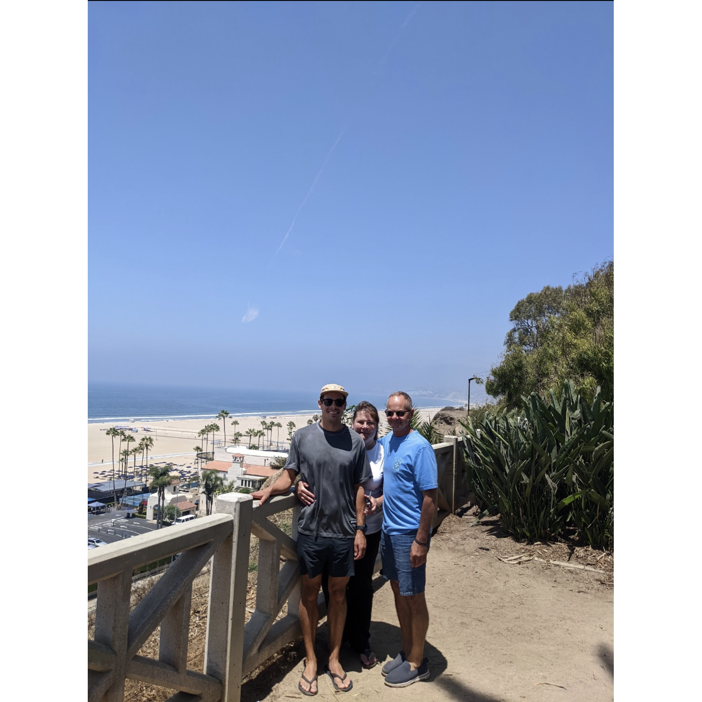 Views of Santa Monica beach! July '22