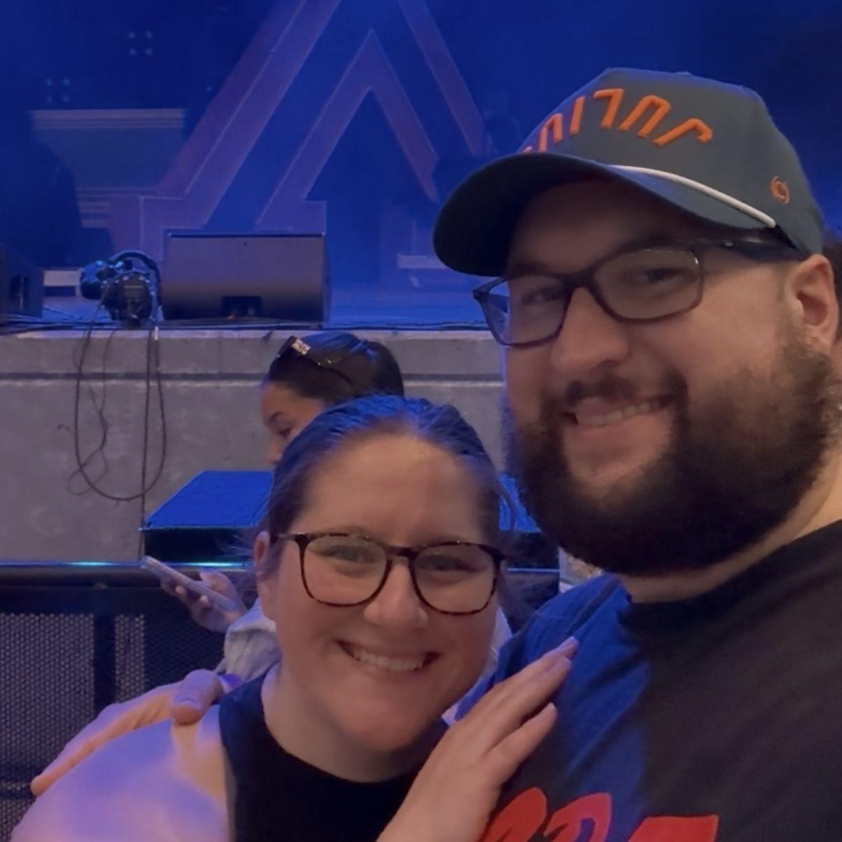 Front row pit for T-Pain, October 2025