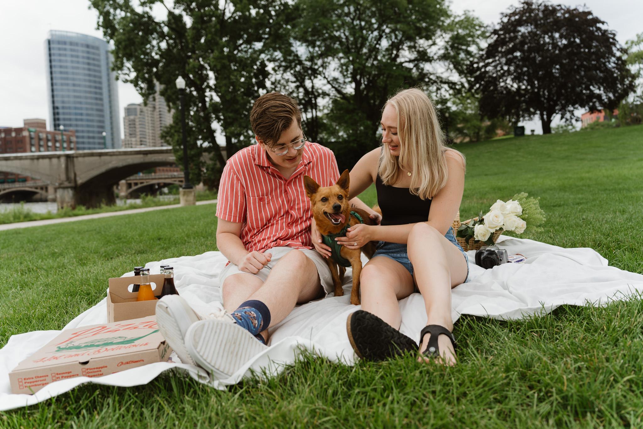 The Wedding Website of Bethany VanOeffelen and Carter Van Houten