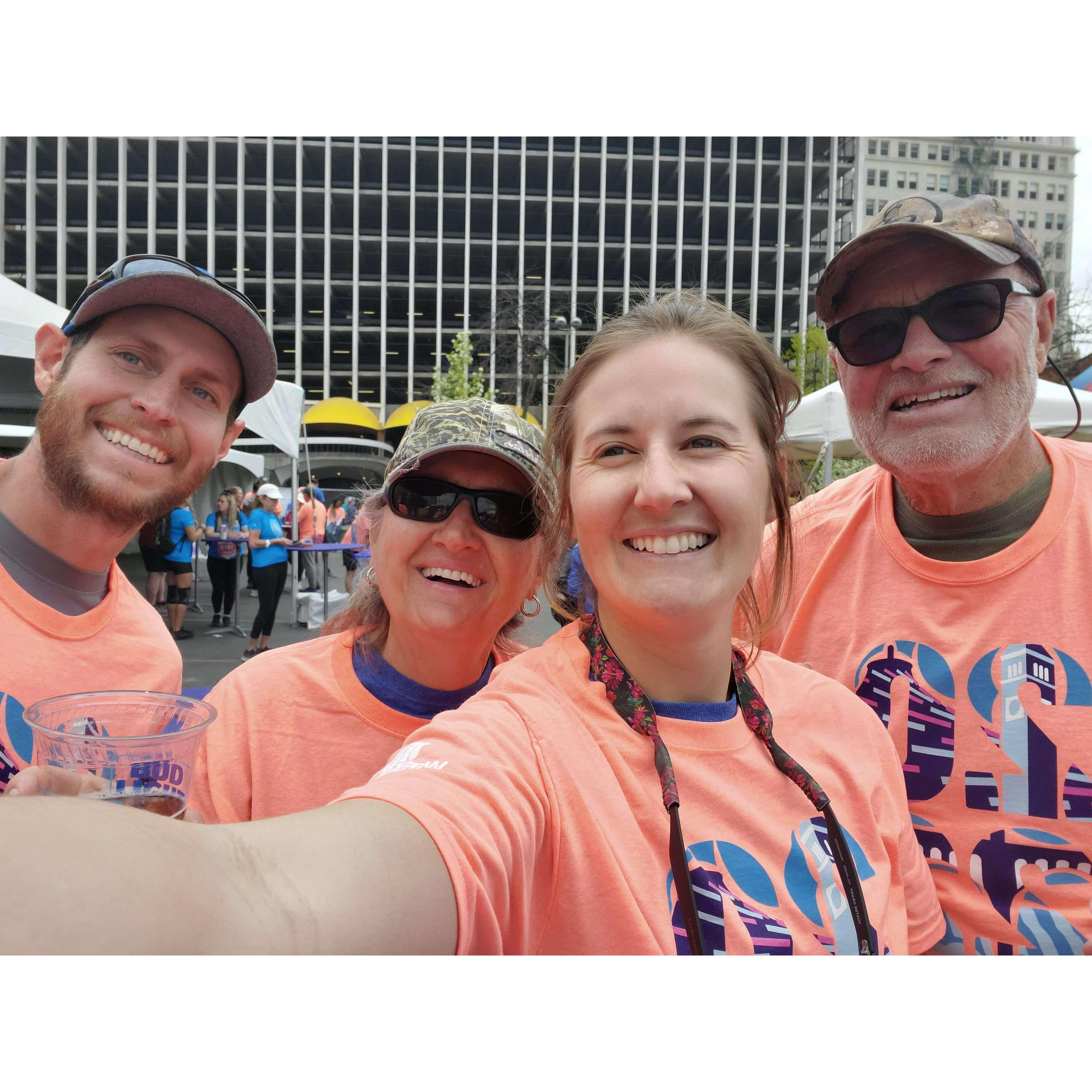 Casey agreed to do the Bloomsday 12K in Spokane with my parents!