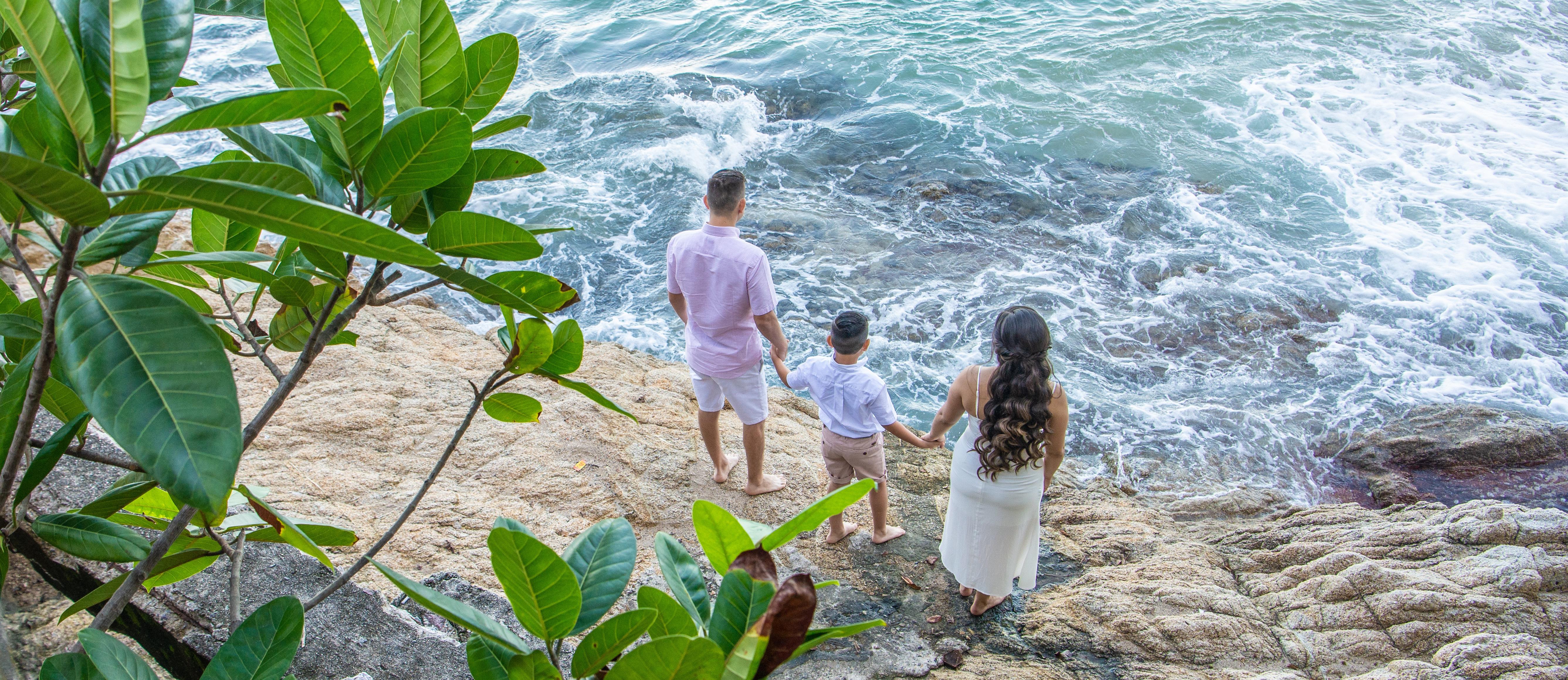 The Wedding Website of Jessica De Los Santos and Luis Rodriguez
