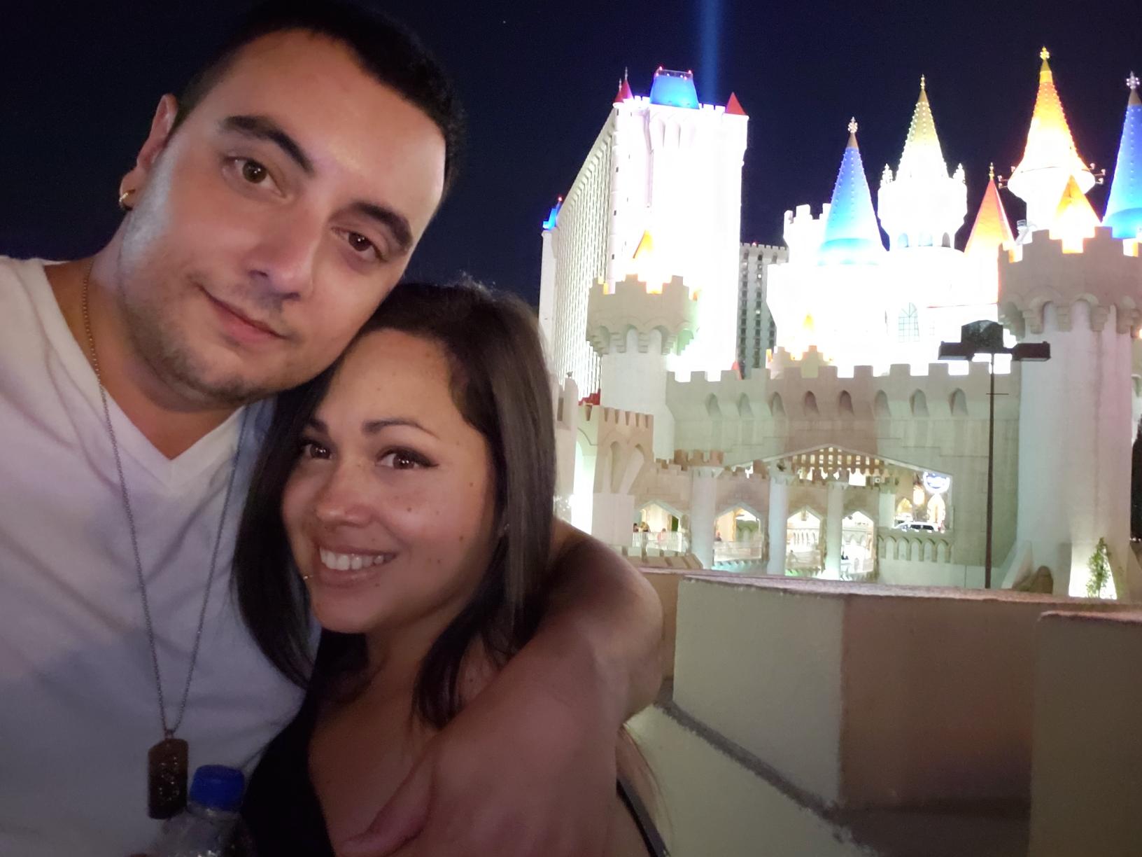 The Wedding Website of Francesca Harris and Tommy Sayan