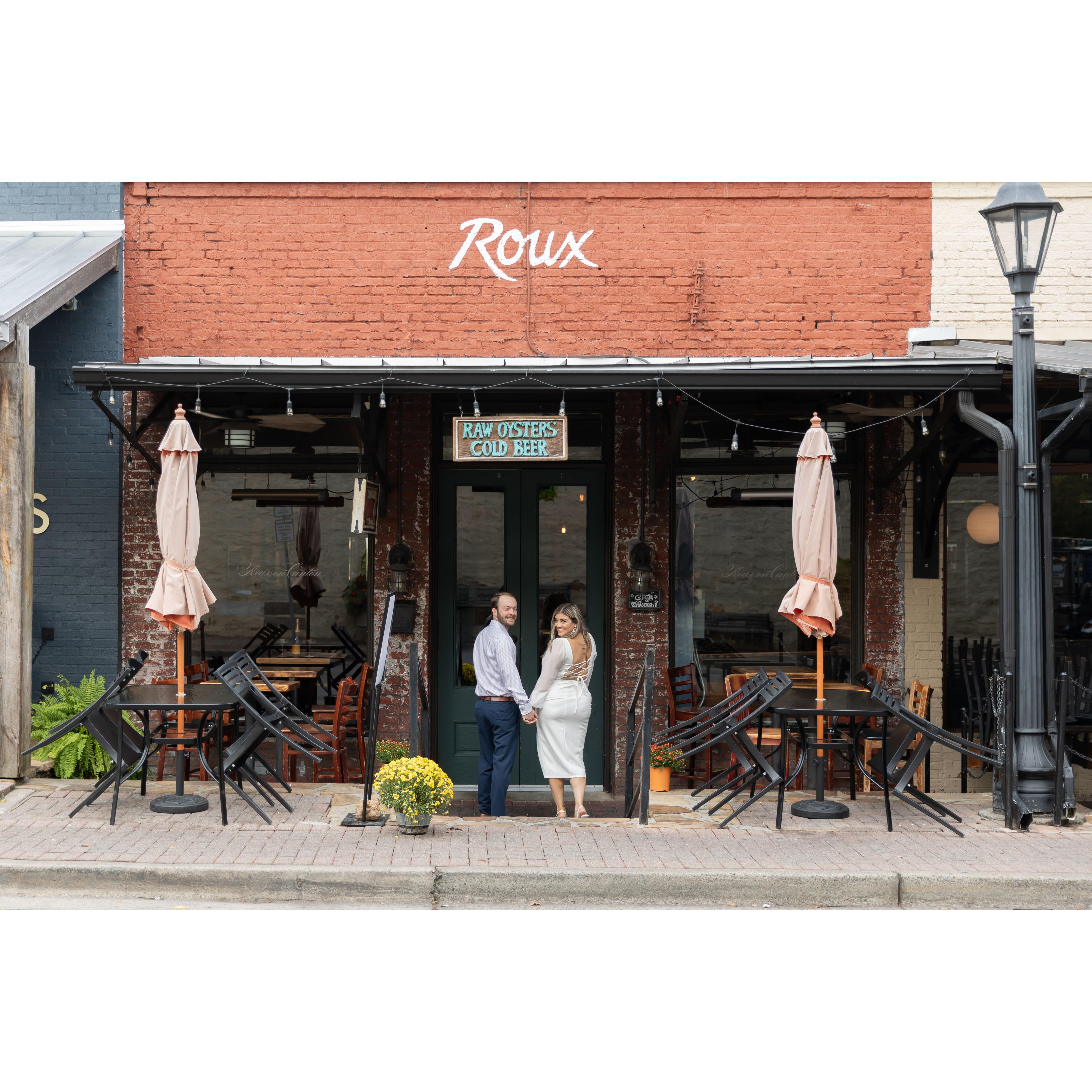 Our favorite downtown Roswell bar