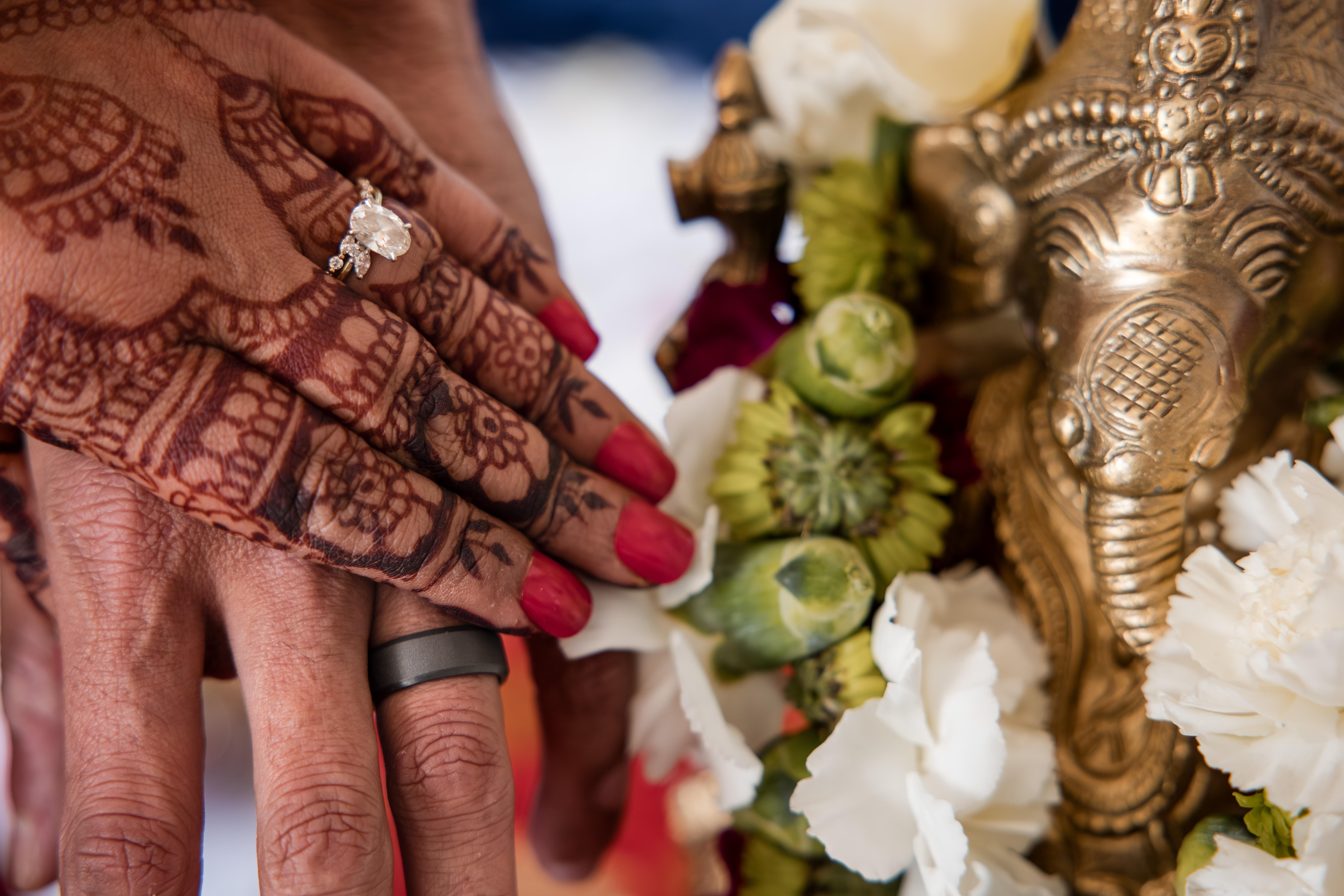 The Wedding Website of Chaula Negandhi and Arun Kapoor