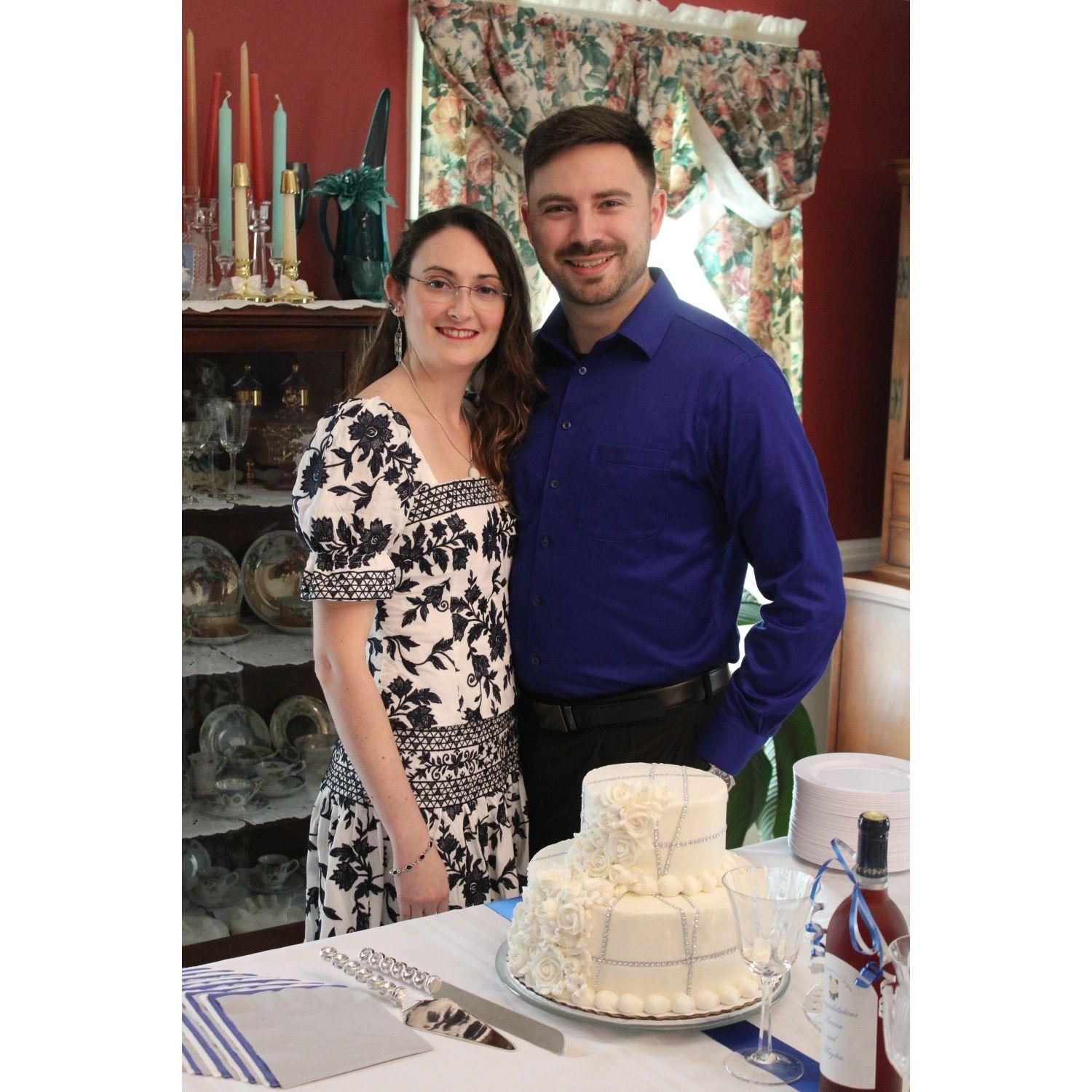 Engagement Party: Cake