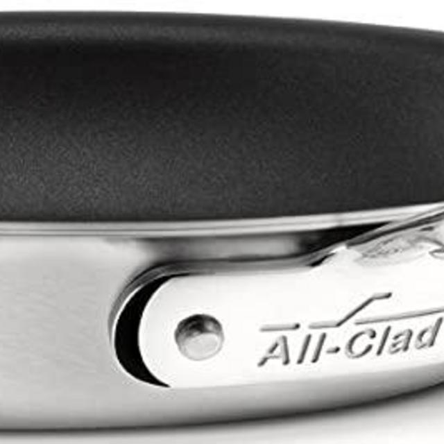 All-Clad BD55110NSR2 D5 Brushed 18/10 Stainless Steel 5-Ply Bonded Dishwasher Safe Nonstick Fry Pan Saute Pan Cookware, 10-Inch, Silver