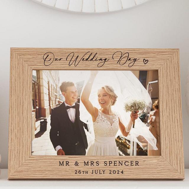 Wedding Gift | Mr & Mrs Wedding Photo Frame | Our Wedding Day Keepsake Frame | Personalised Wedding Gift | Newly Married Couple Gift