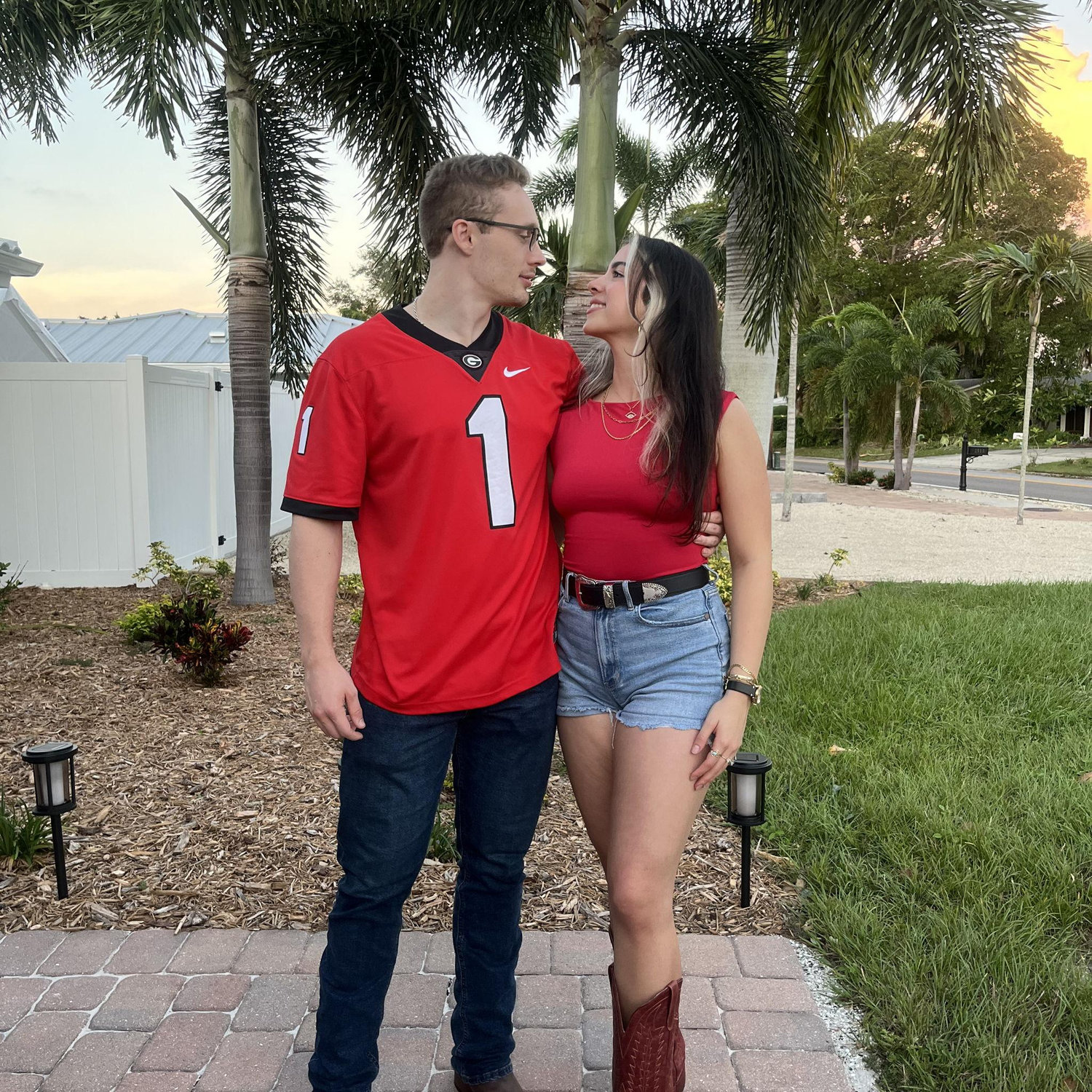 GO DAWGS!!