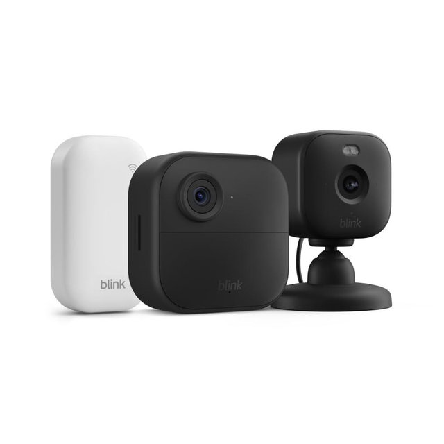 Blink Outdoor 4 + Mini 2 – Wireless smart security camera, two-year battery life, 1080p HD day and infrared night live view. Sync Module Core included – 1 camera system + Mini 2 (Black)