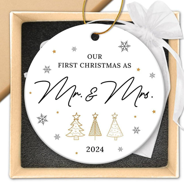 ZAGKOO Wedding Gifts for Couples 2024 - First Christmas Married Ornament 2024, Mr and Mrs Gifts, Just Married Gifts for Newlyweds, Bride, Married Couples, Bridal Shower Gifts - 1st Christmas Ornament