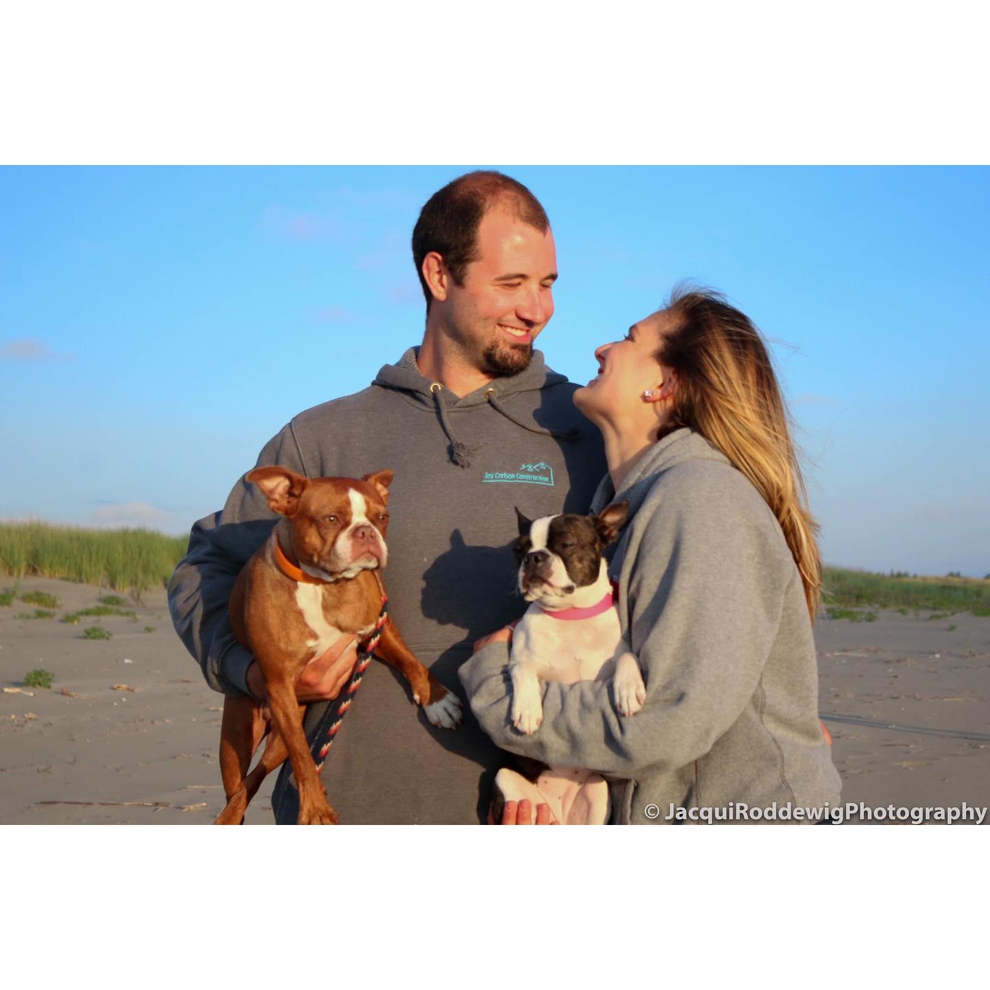 Trip to the beach with family. 2019