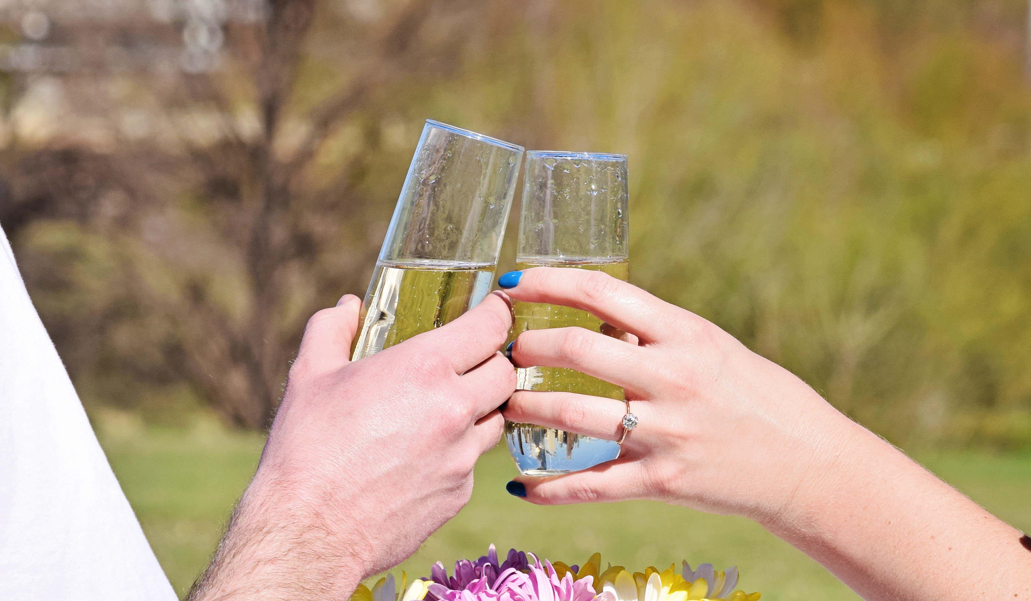 The Wedding Website of Jeanne Marie Farnet and Matthew Fletcher
