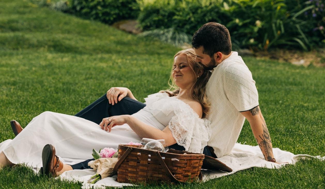 The Wedding Website of Mia Darroch and Shawn Pitts