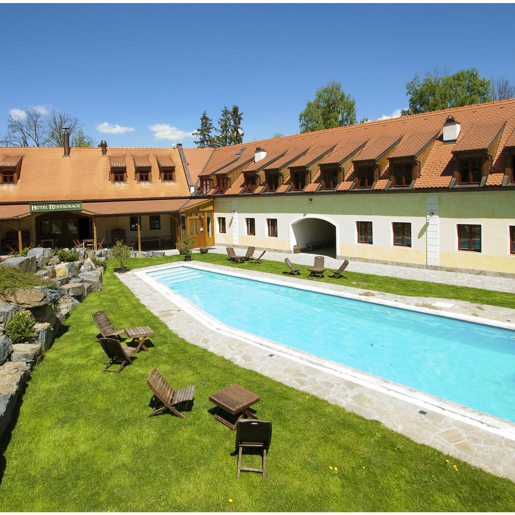 The location is perfect as our guests need to travel wherever we choose to hold it. At least in Prague we can count on swimming pool weather.
