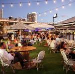 Restaurante/Bar: The Wharf Miami