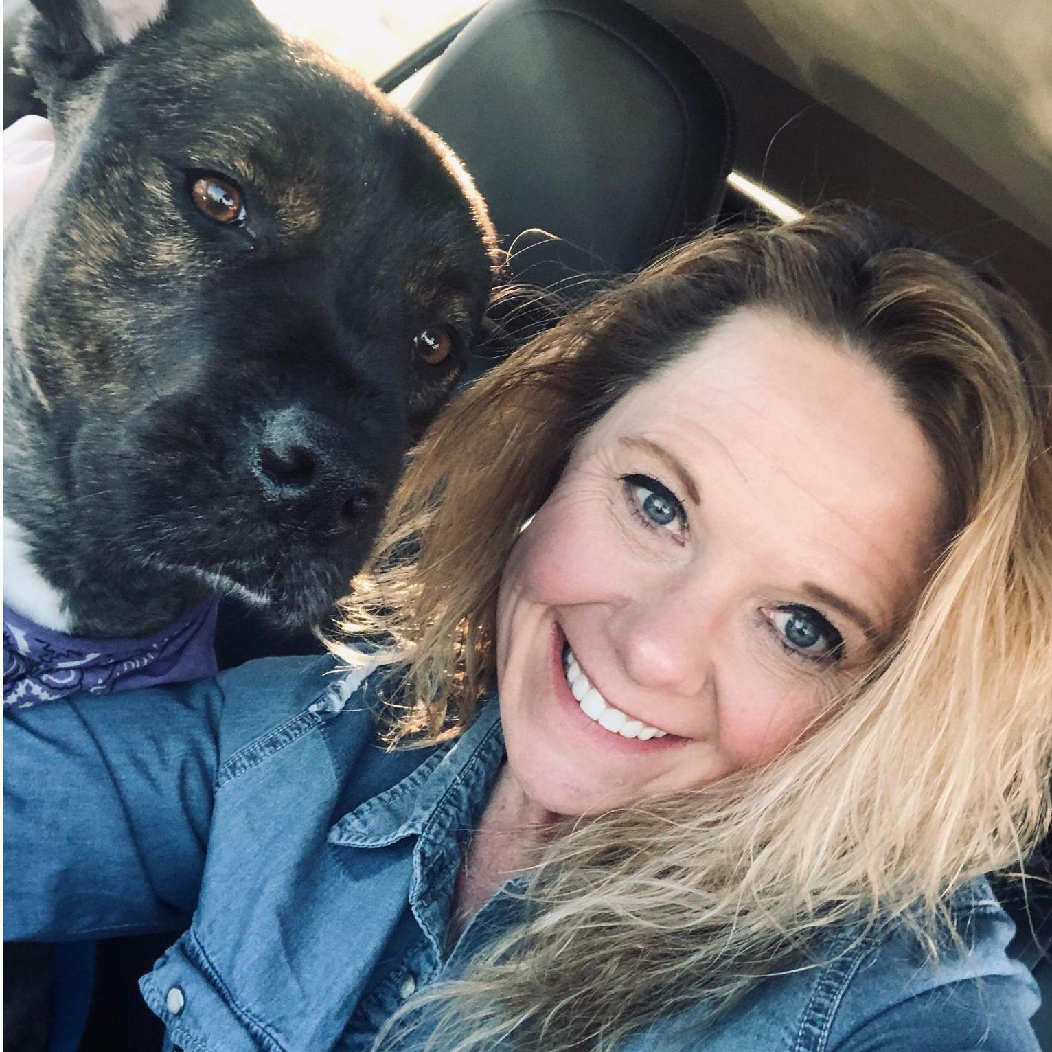 She travels with my other girlfriend, Bravery, to see me in St. Louis for the first time!
