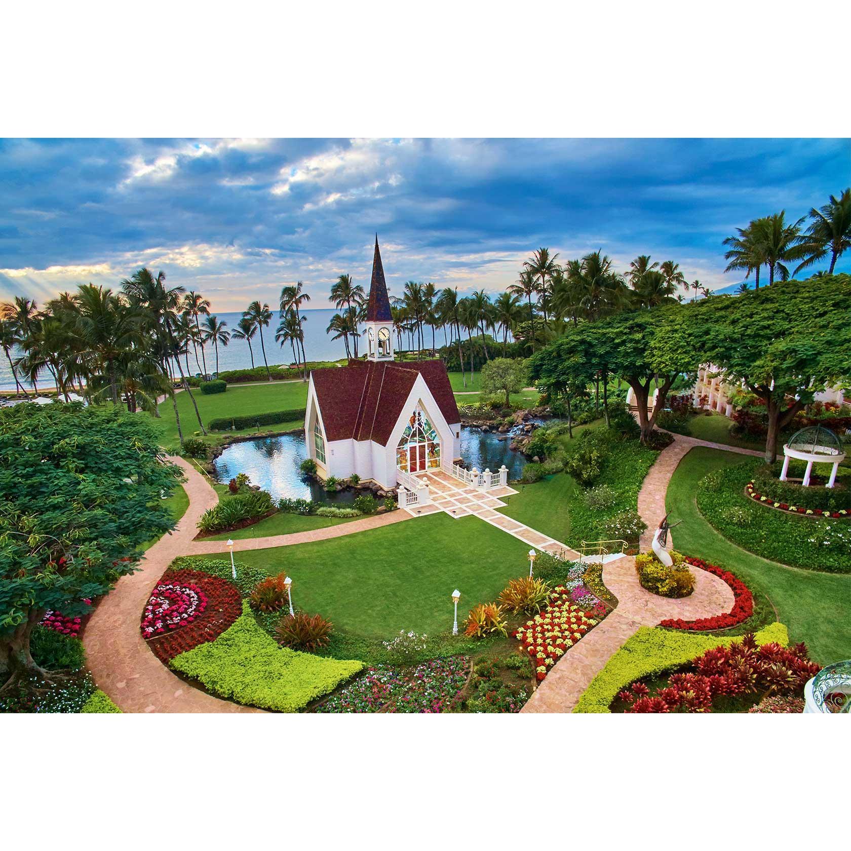 We fell in love with this chapel at the first sight as we were walking by and decided to get married there!