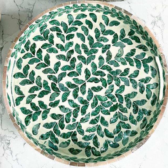 Mother pearl inlay tray, round breakfast tray, green nacre serving tray, coffee table tray, decorative tray, housewarming gift, gift for mom