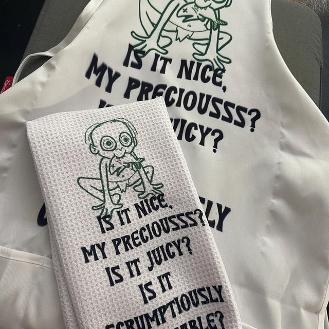 Gollum Apron and Towel set