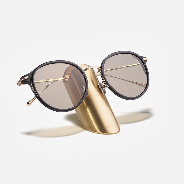 Craighill Brass Eyewear Stand | Made from Solid Brass | 14.5oz | Minimalistic, Elegant, Practical | Sturdy & Weighty, Can Hold Larger Glasses with Ease