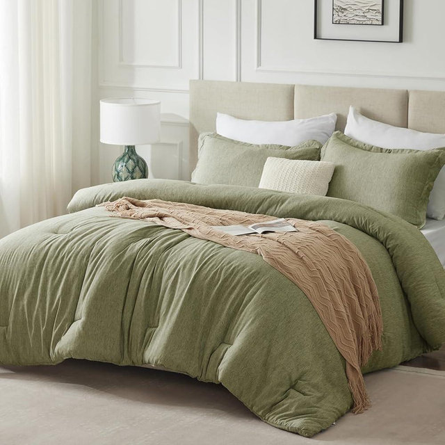 CozyLux Queen Size Comforter Set - 3 Pieces Olive Green Soft Luxury Cationic Dyeing Bedding Comforter for All Season, Breathable Lightweight Fluffy Boho Bed Sets with 1 Comforter and 2 Pillow Shams