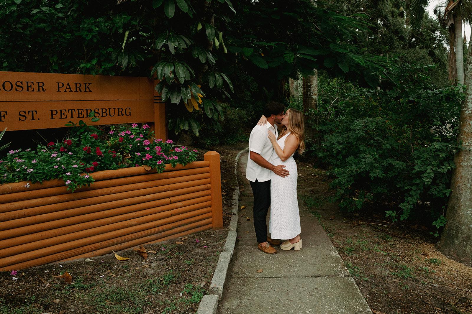 The Wedding Website of Delaney Guinn and Matthew Monteleone