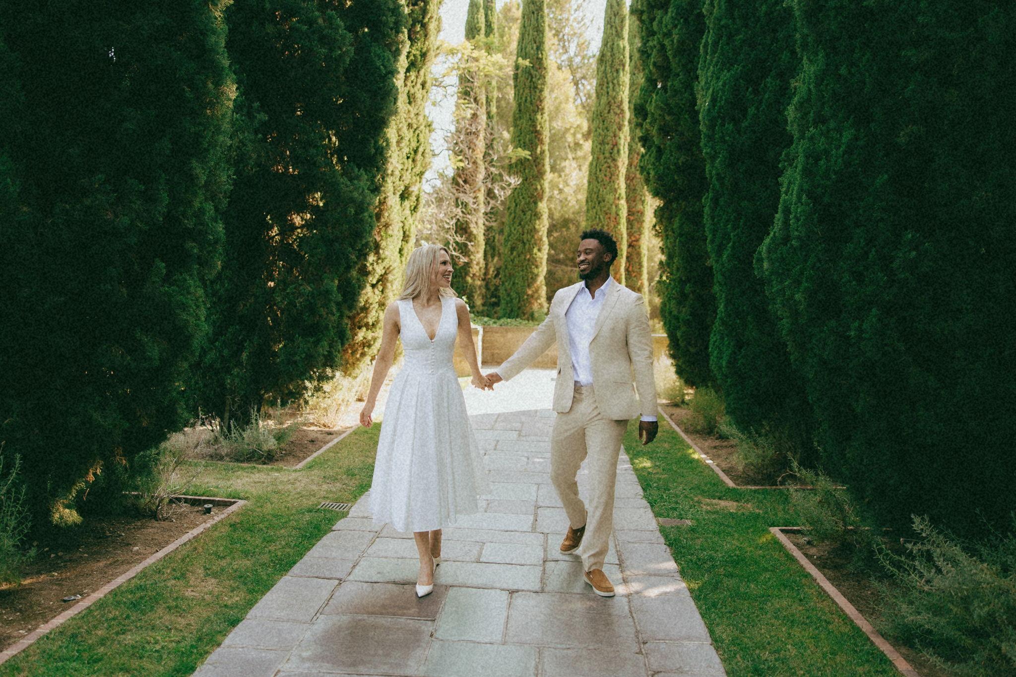 The Wedding Website of Fiona Wilson and Justin Davis