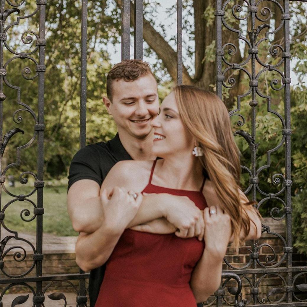 Engagement Photos - Mellon Park