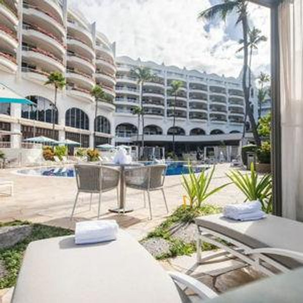 ‘Elua Cabana Day Pass at Fairmont Kea Lani