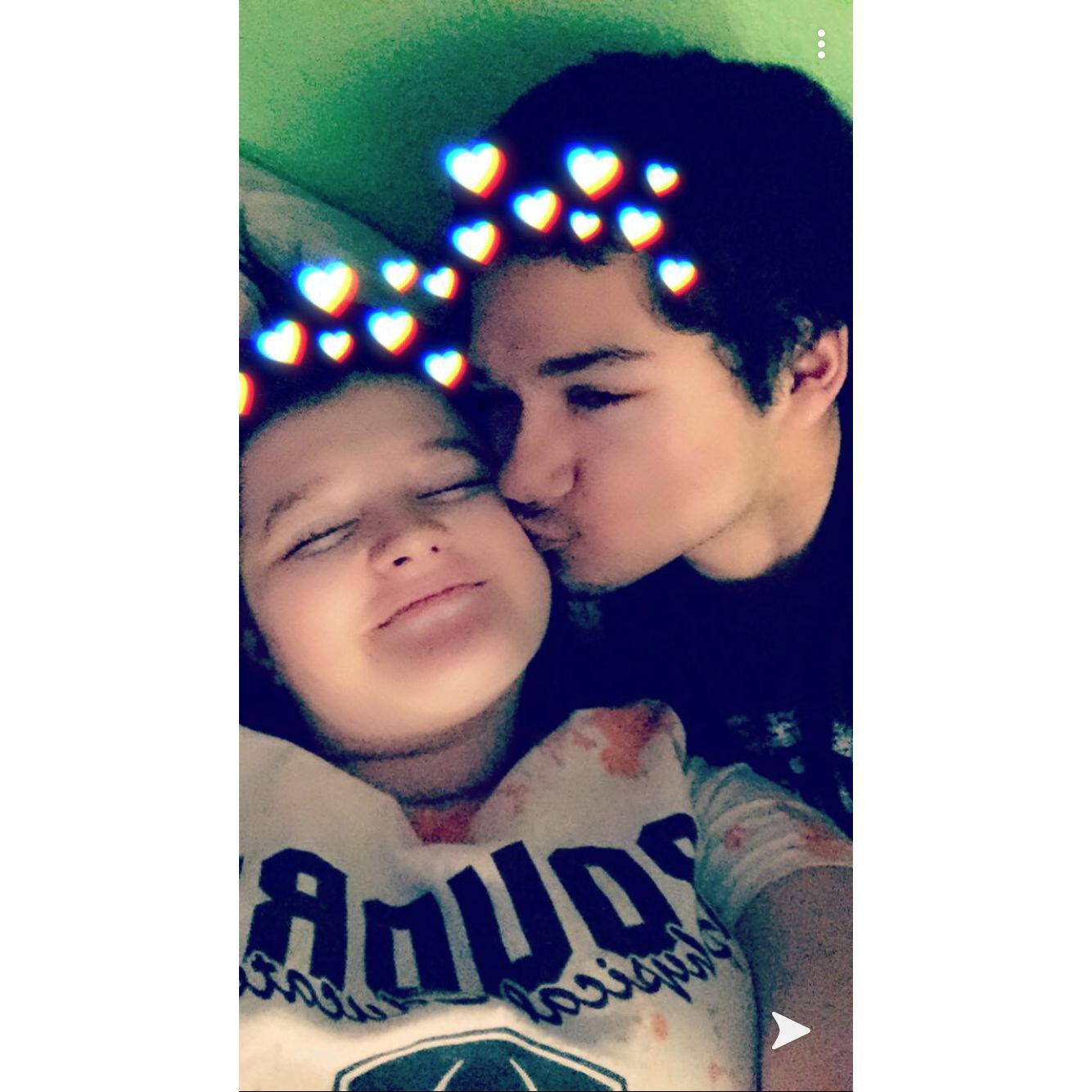 Laurenzio's moms house Christmas 2018