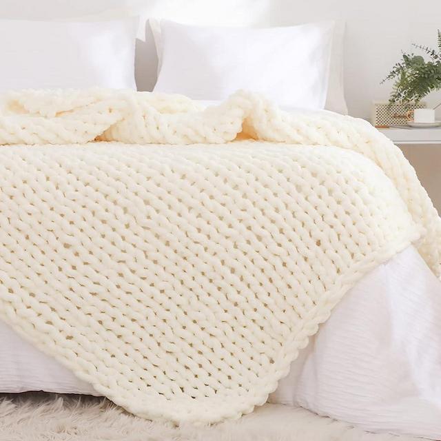 YAAPSU Chunky Knit Blanket Throw 51x63, Chenille Throw Blankets, Chunky Knitted Throw Blanket for Couch & Bed, Soft Large Knit Throw Blankets Chunky Yarn, Big Thick Cable Knit Blankets (Ivory)