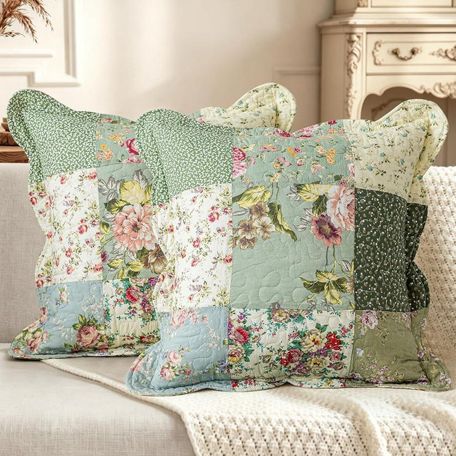 vctops Set of 2 Patchwork Cotton Quilted Decorative Square Throw Pillow Covers with Scalloped Floral Pattern Soft Cushion Case for Couch Sofa Bed (Green B,18"x18")