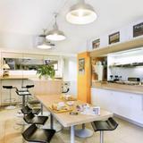 Hotel F1