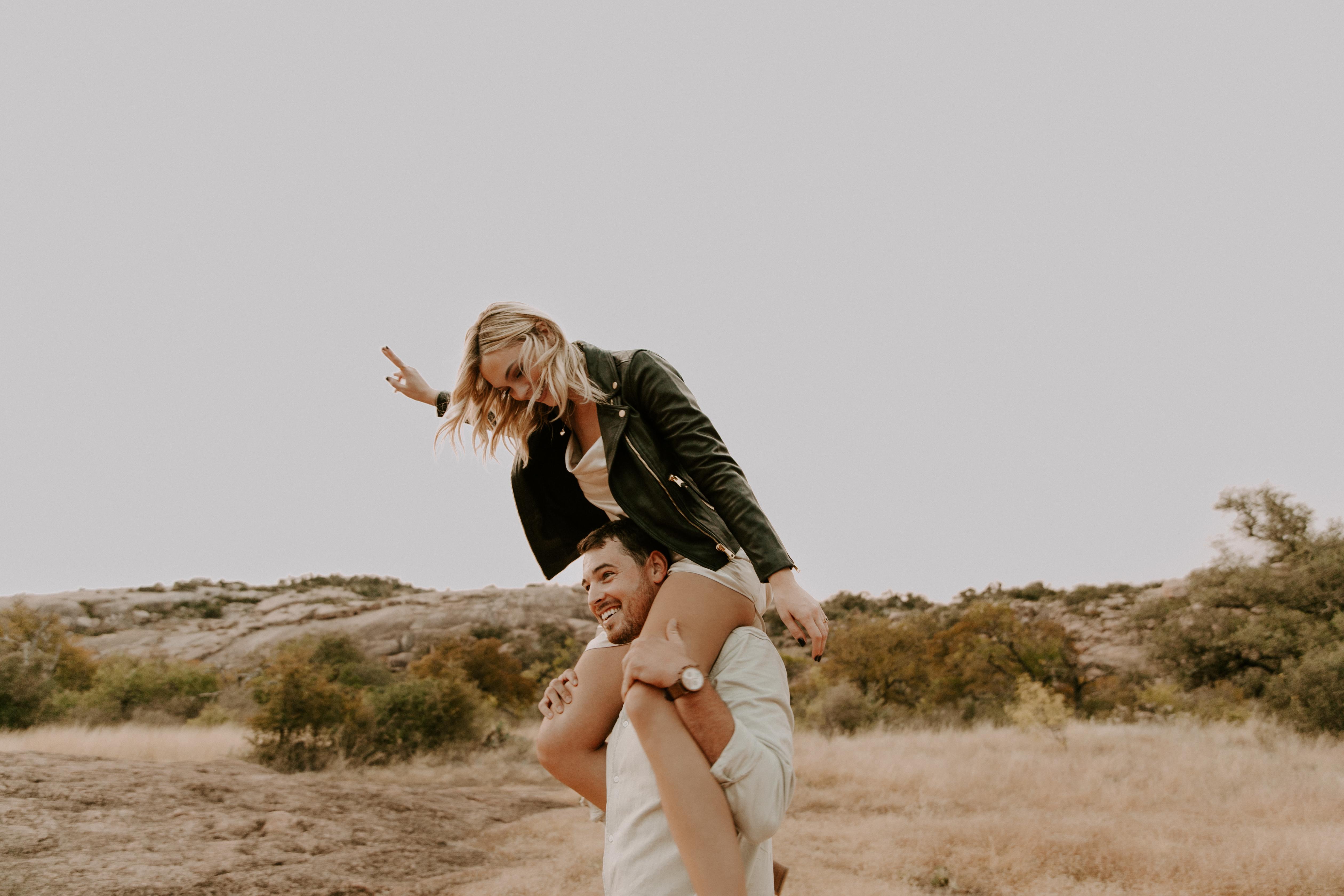 The Wedding Website of Taylor Souza and Scott Gensicki