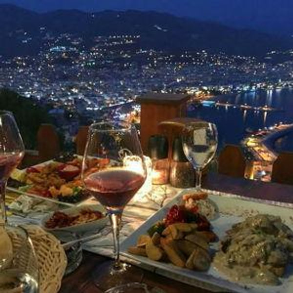 Honeymoon Dinners