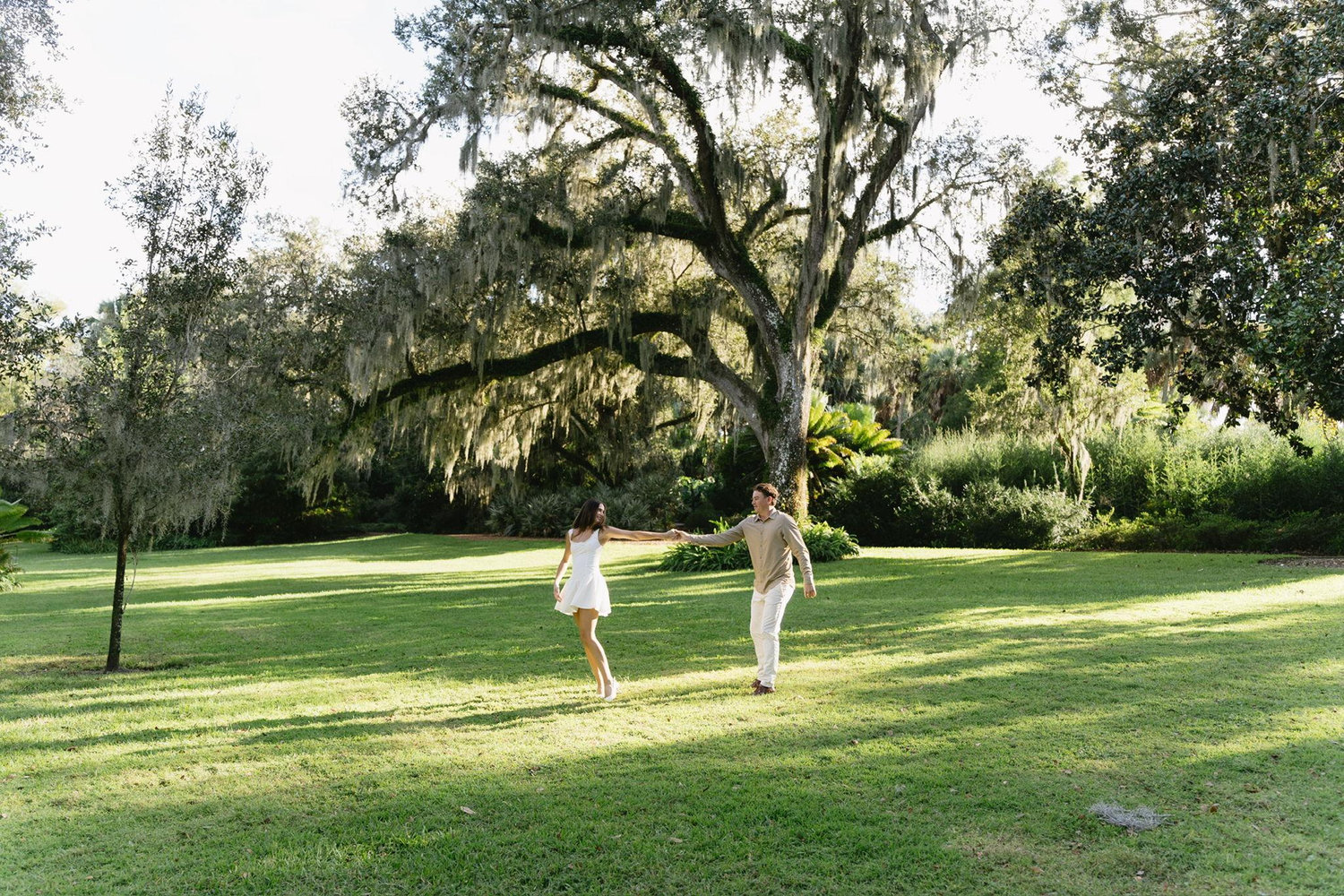 The Wedding Website of Lauren Bonner and Benjamin Hanson