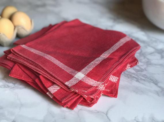 Vintage Red Table Cloth Napkins  - Set of 10