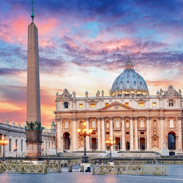 Vatican Museum tour and St. Peter's Basilica tour
