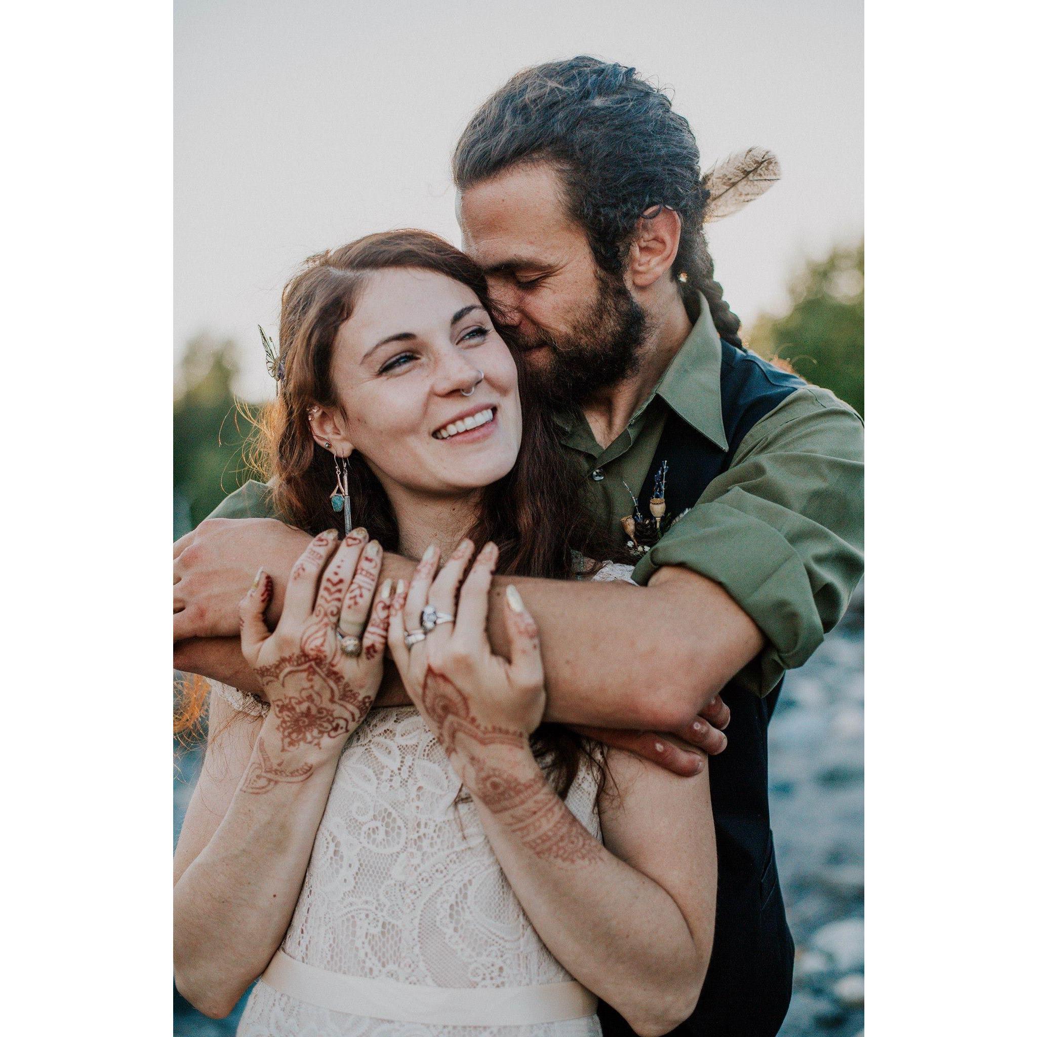 Mt. Rainier - Hand Fasting Ceremony - 2018
https://www.instagram.com/leahericksonfloral/