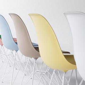 Eames® Molded Plastic 4-Leg Side Chair (DSX)