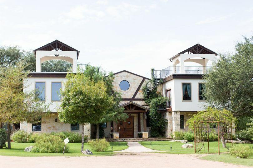 The Wedding Website of Jenny Montalvo and Austin Love