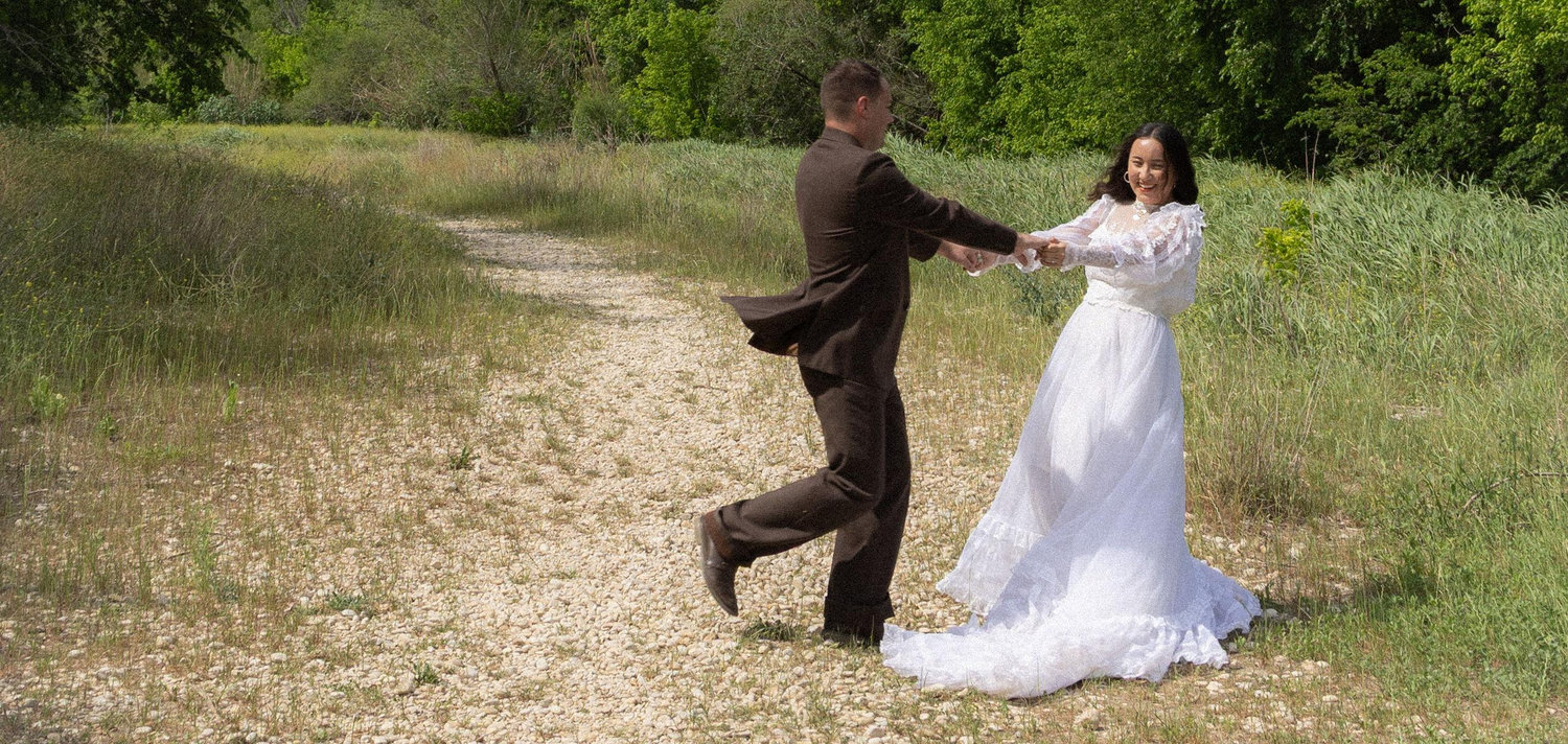 The Wedding Website of Renee Owens and Josh Fabos