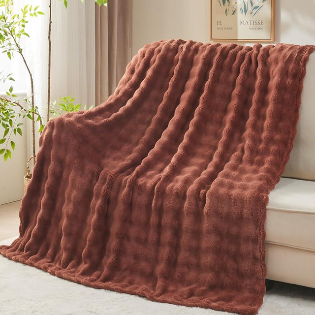 NEWCOSPLAY Throw Blanket for Couch Coffee Super Soft Flannel Fleece 3D Bubble Lightweight Bed Blanket All Season Use (Coffee, Throw(50"x60"))