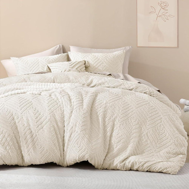 Litanika Beige Full Comforter Set, 3 Pieces Cream Tufted Boho Farmhouse Bedding Comforter Sets, Lightweight Fluffy Comforter Bed Set for All Season (79x90In Comforter and 2 Pillowcases)