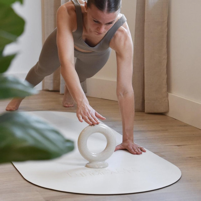 8lb Decorative Weight | Single | Aesthetic Dumbbell Kettlebell | Luna - Subtle Impacts