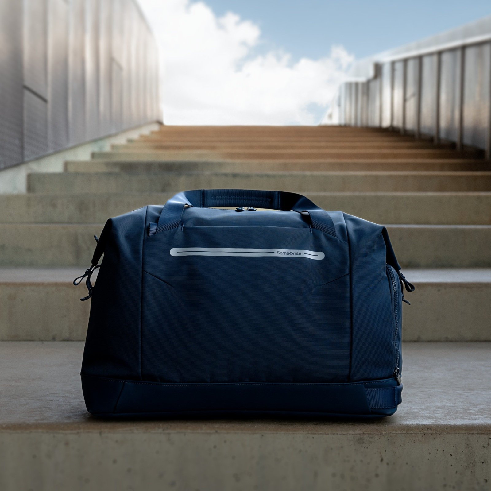 Samsonite, Axxis Weekender | Zola